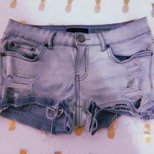 ™️Aeropostale distressed shorts💙